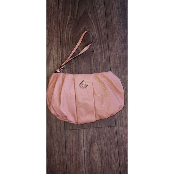 Simply Vera Vera Wang Handbags - Simply Vera Wristlet  